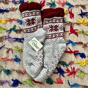 Thermal knot slipper socks